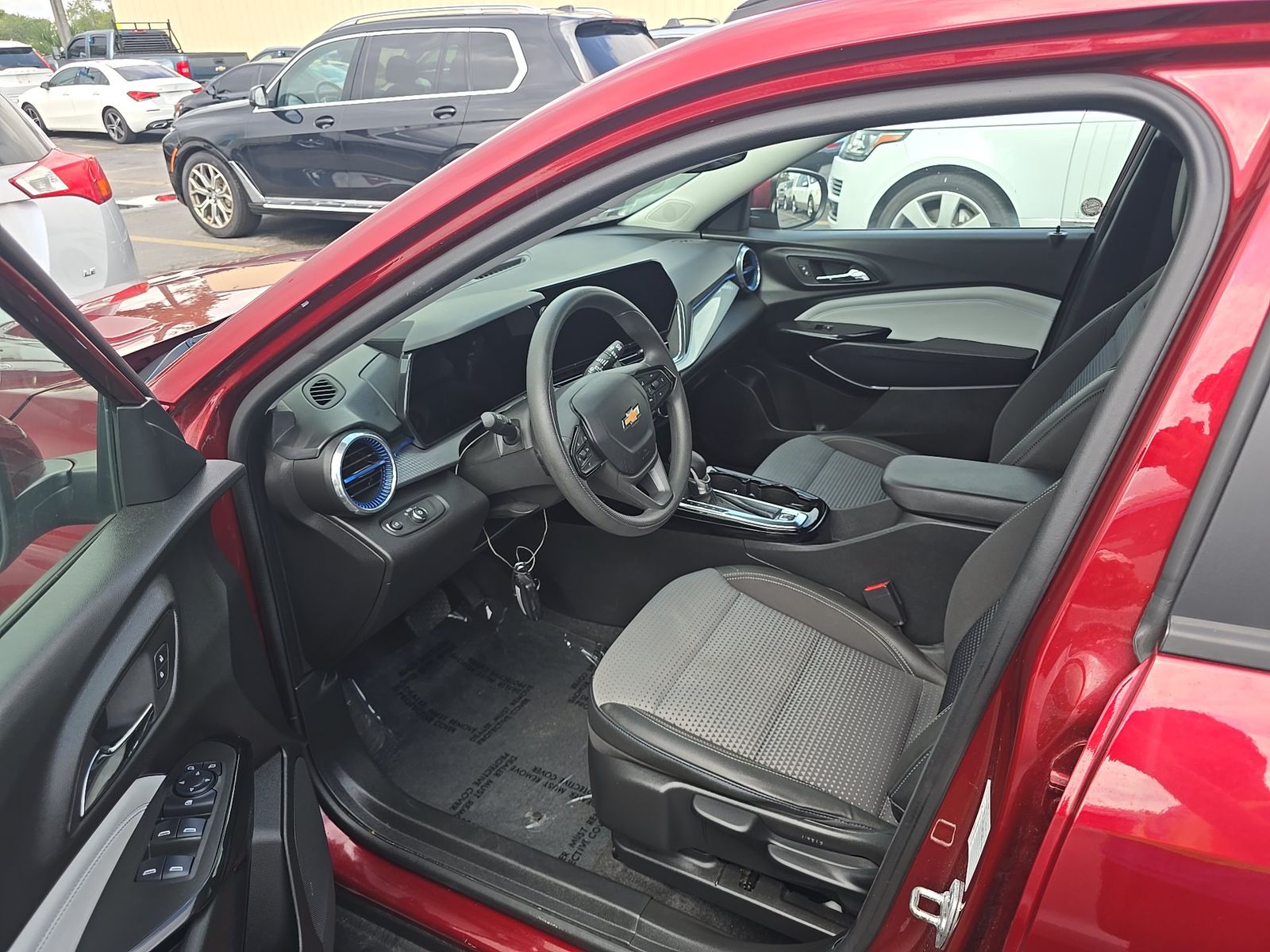 CHEVROLET TRAX - 8