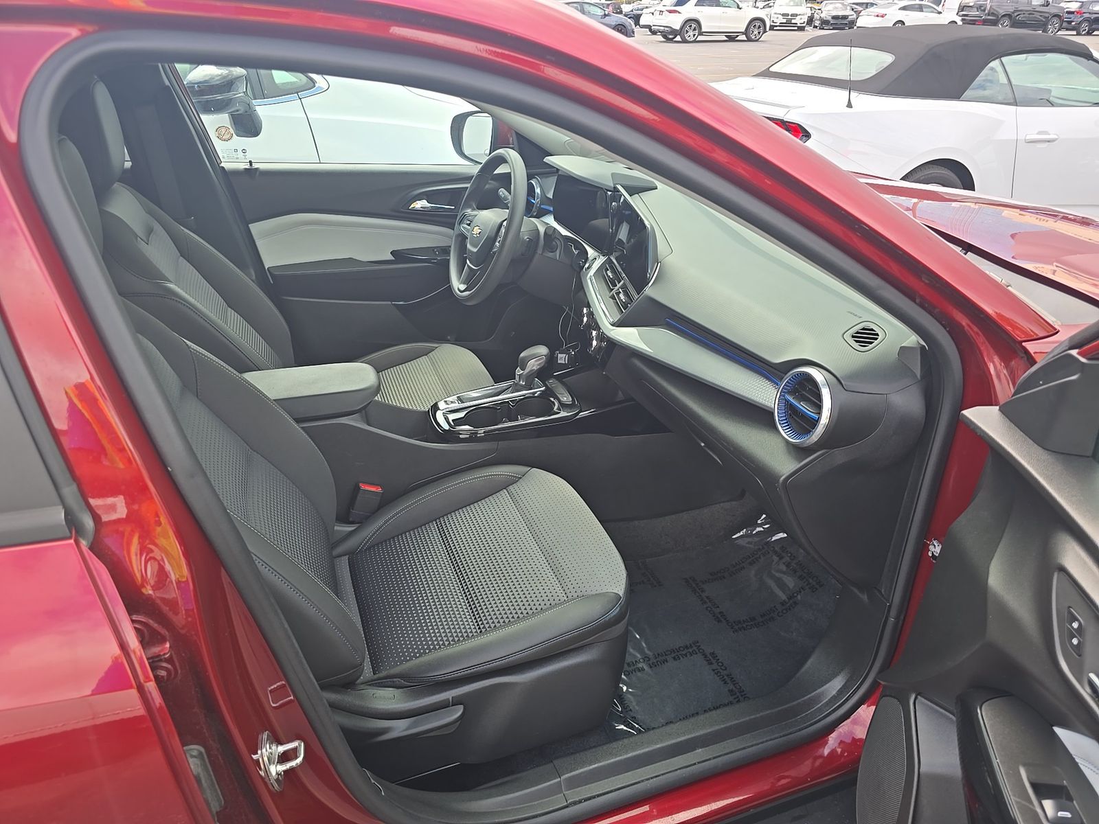 CHEVROLET TRAX - 9