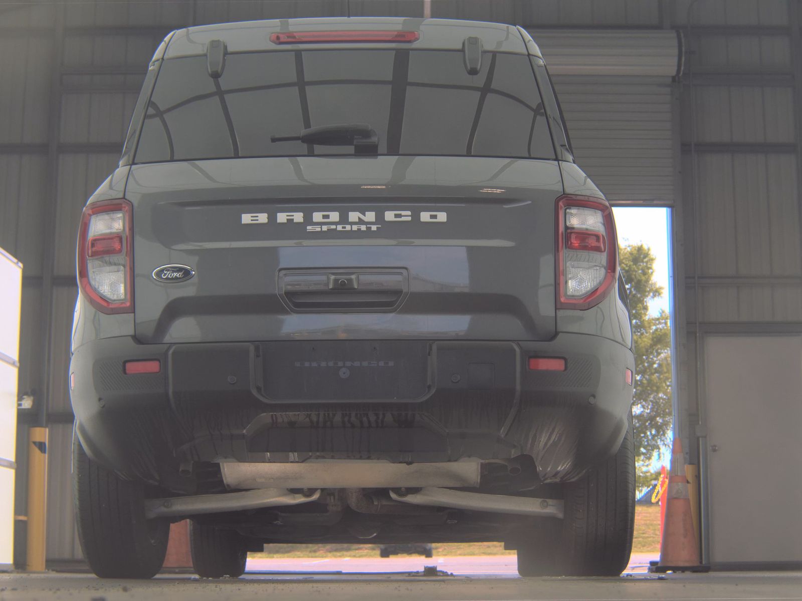 FORD BRONCO - 8