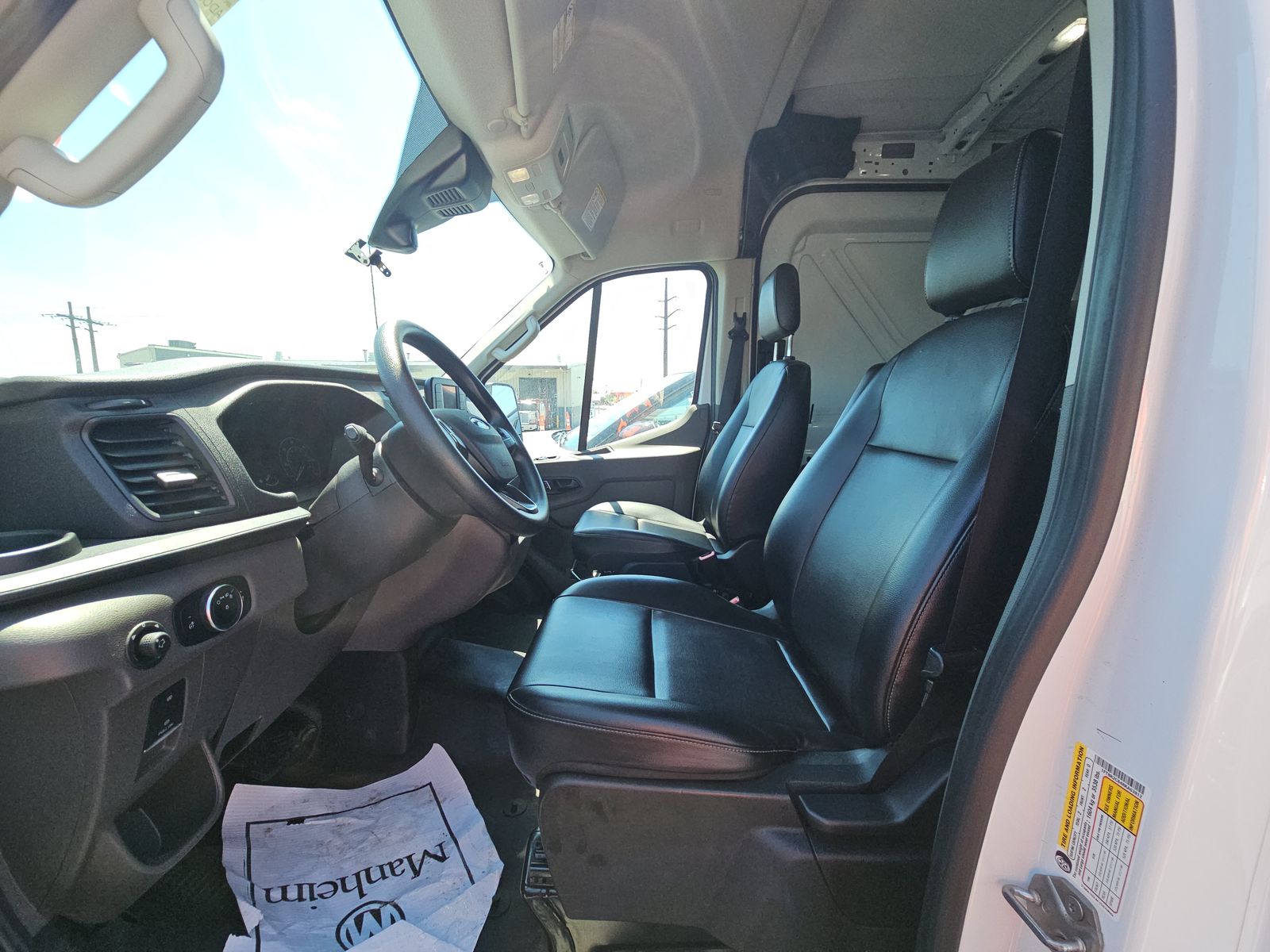 FORD TRANSIT 250 - 8