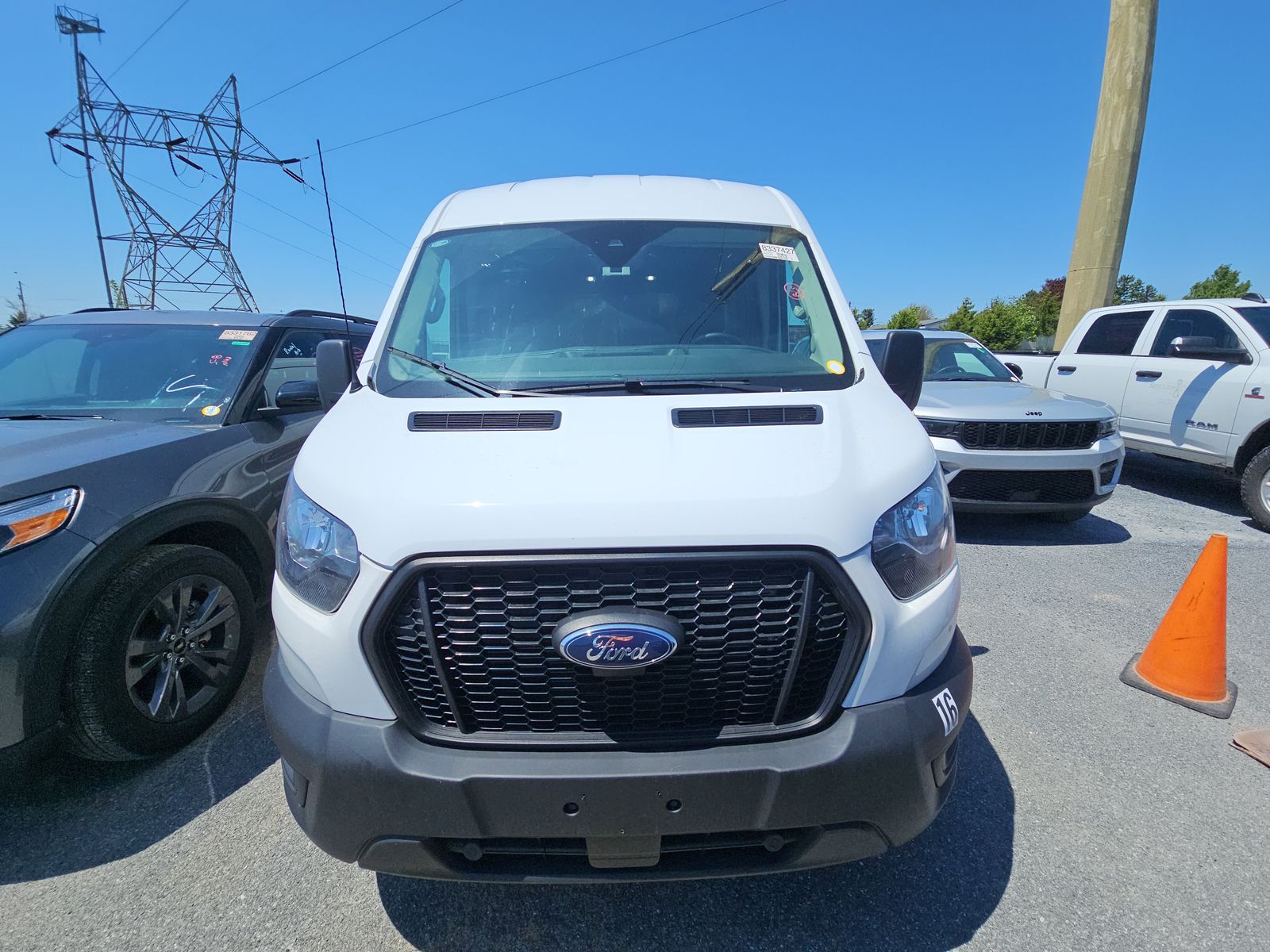 FORD TRANSIT 250 - 3