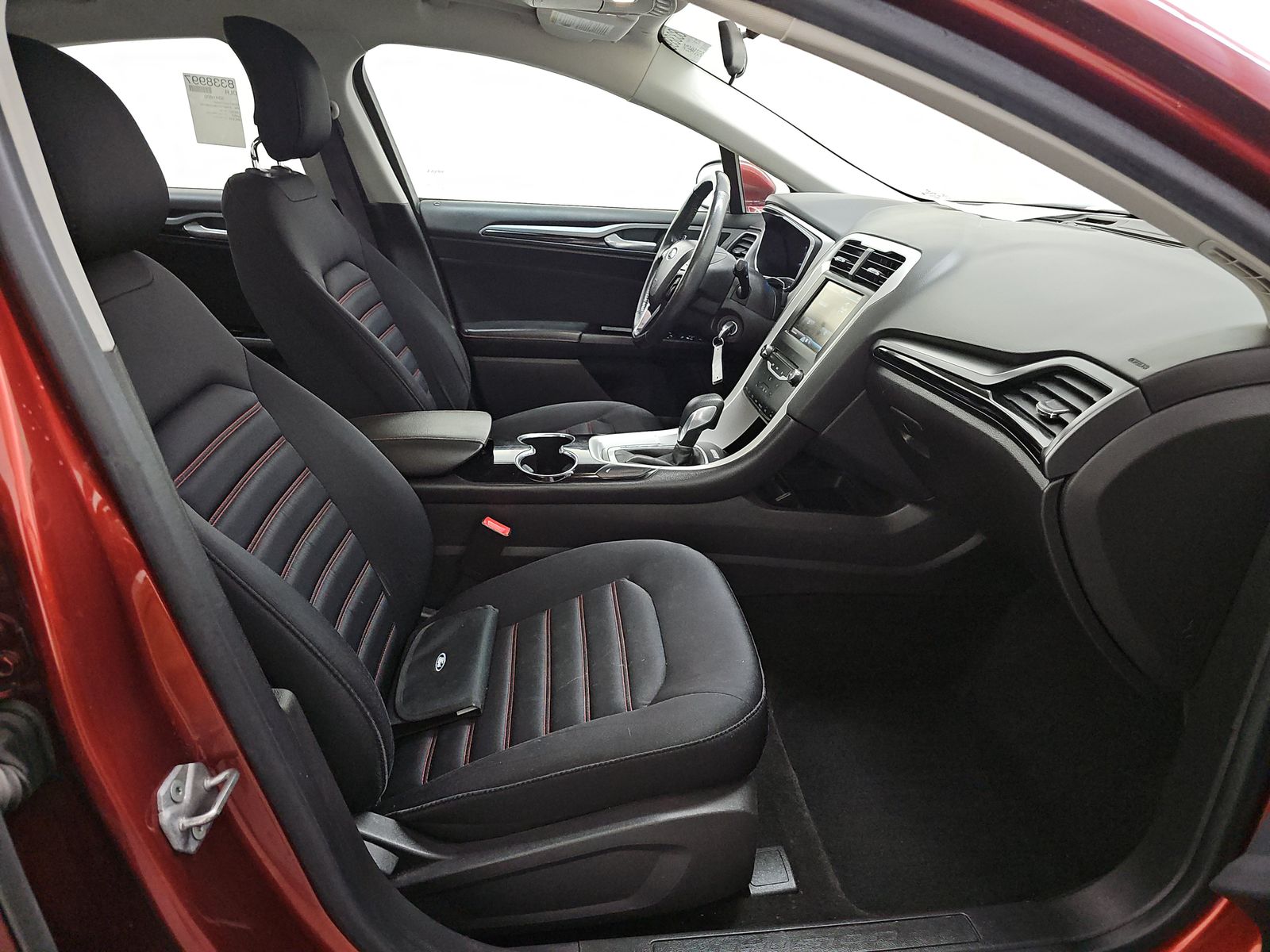 FORD FUSION - 9