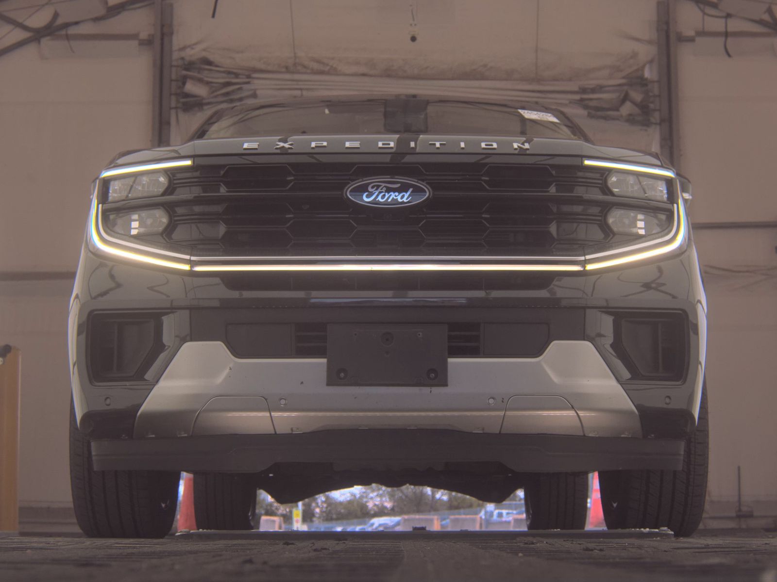 FORD EXPEDITION MAX - 4