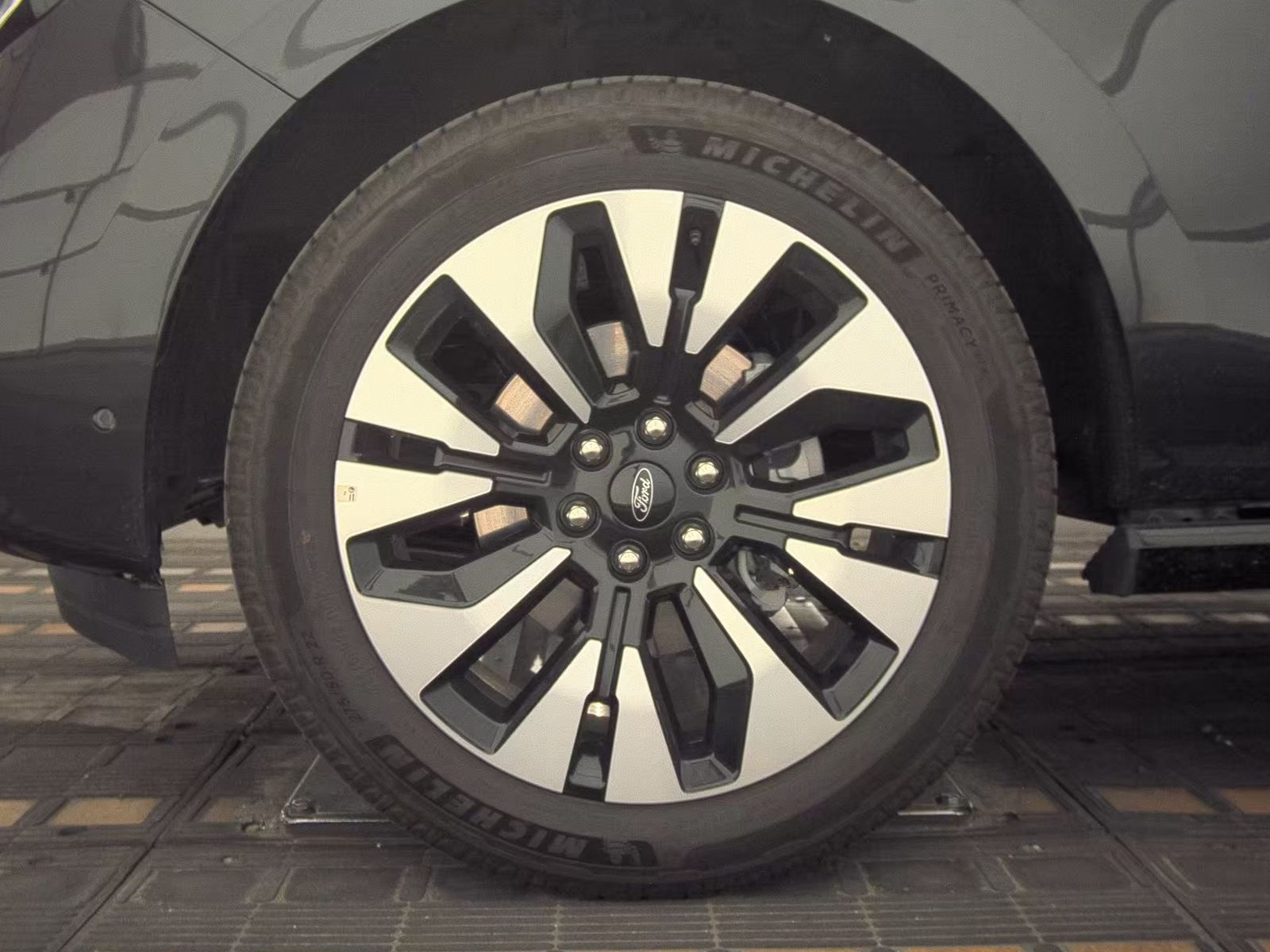 FORD EXPEDITION MAX - 10