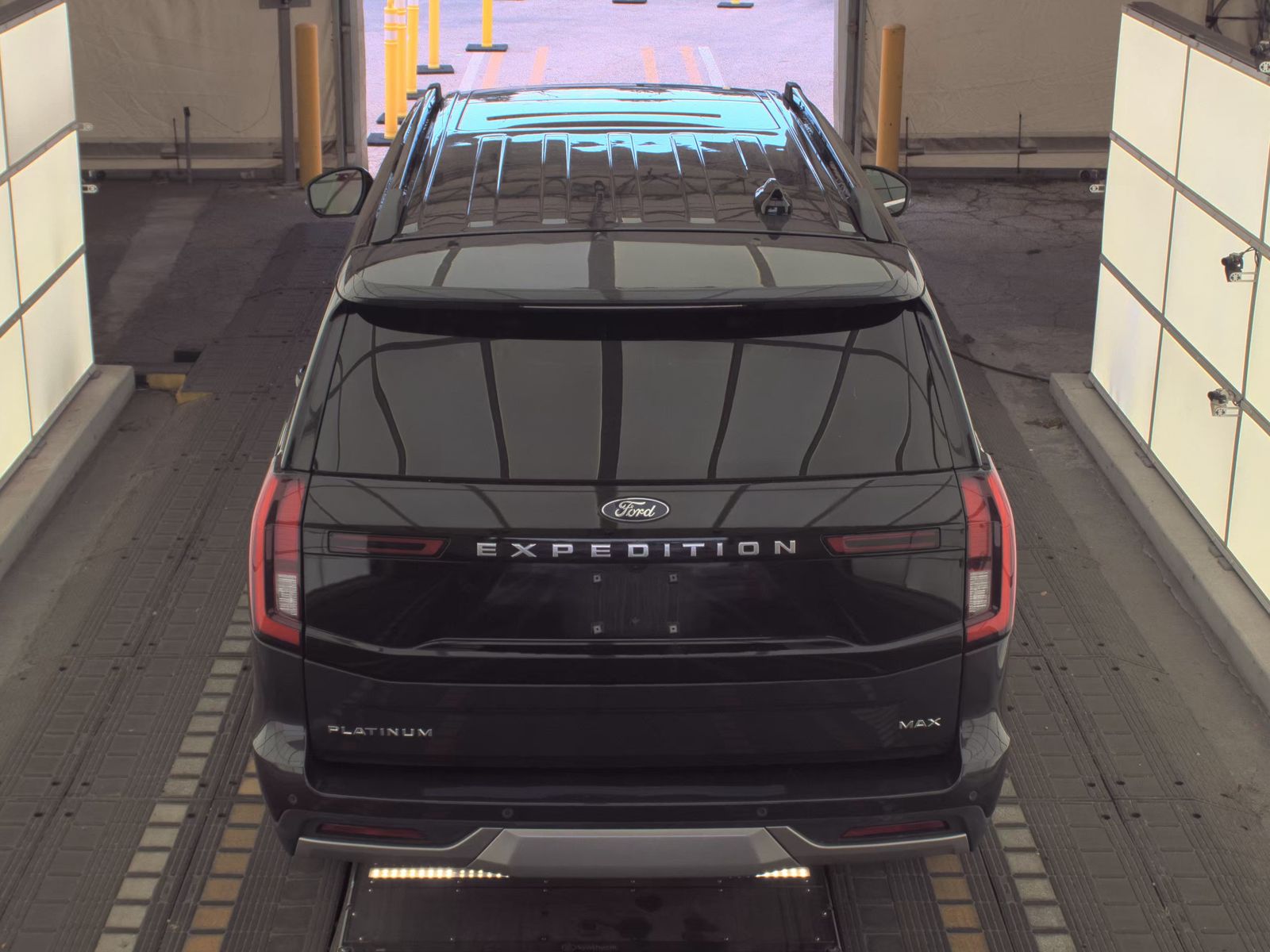 FORD EXPEDITION MAX - 7