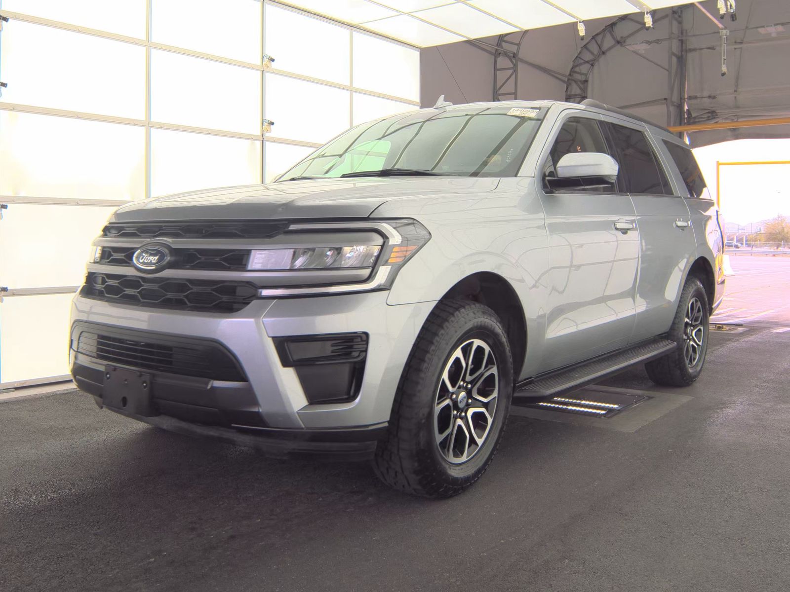 FORD EXPEDITION - 1