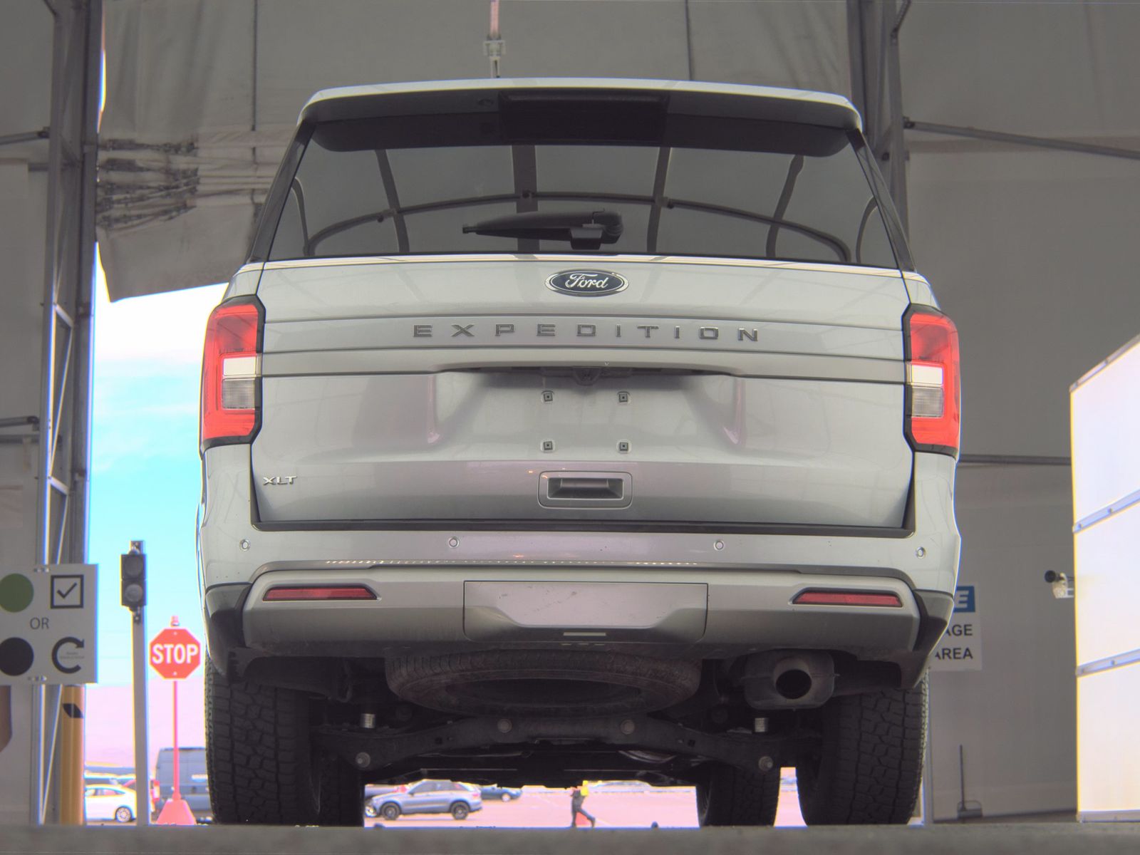 FORD EXPEDITION - 8