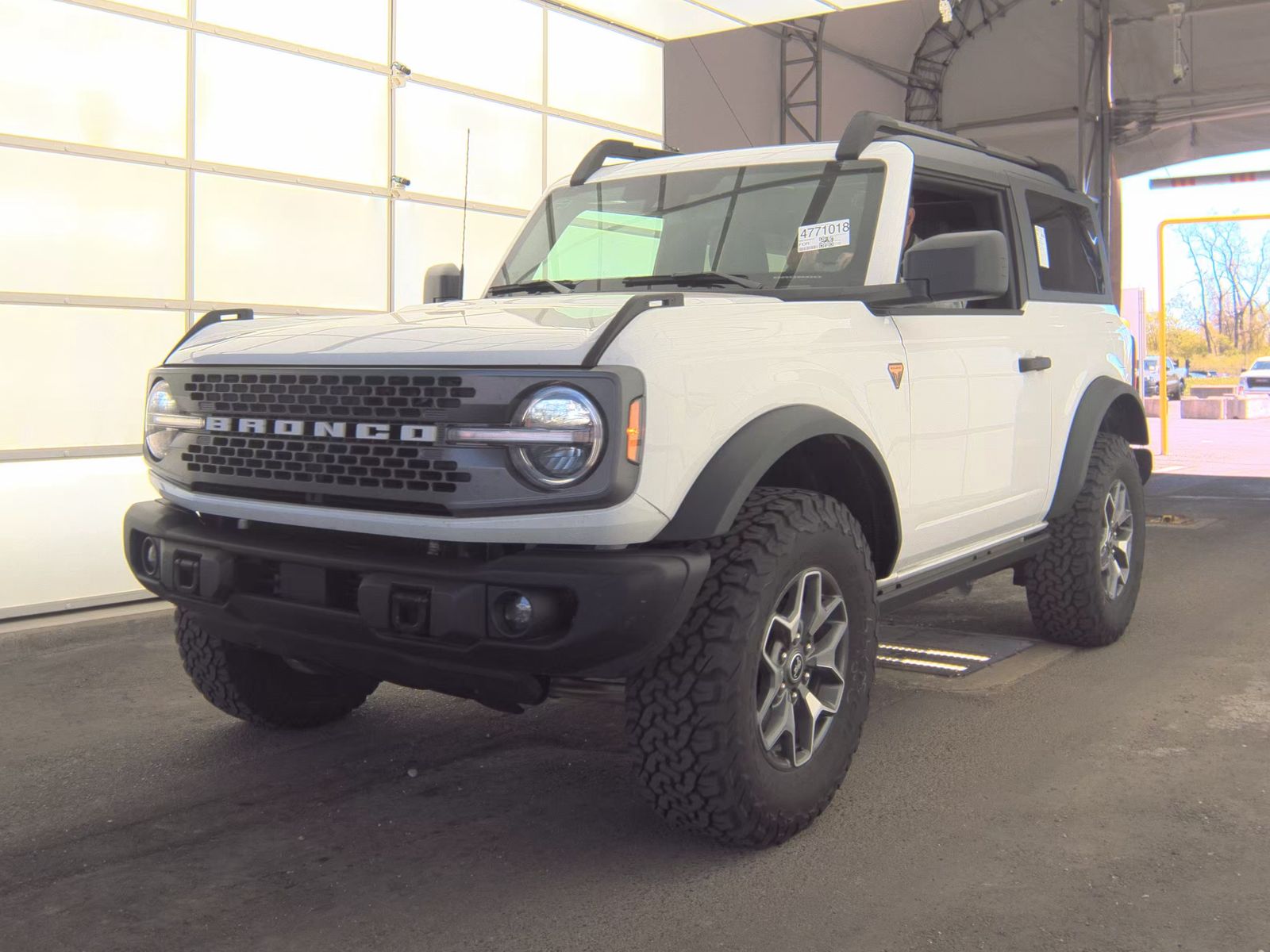 FORD BRONCO - 1