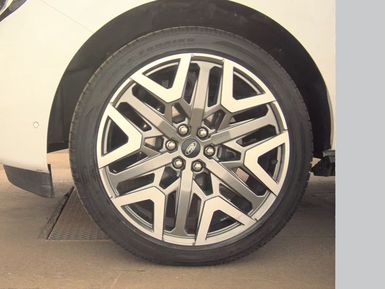 FORD EXPEDITION - 10