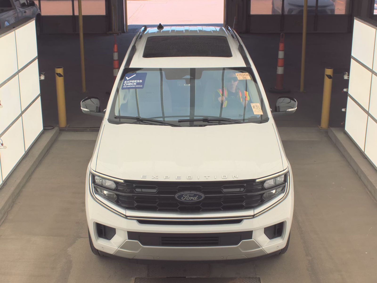 FORD EXPEDITION - 3