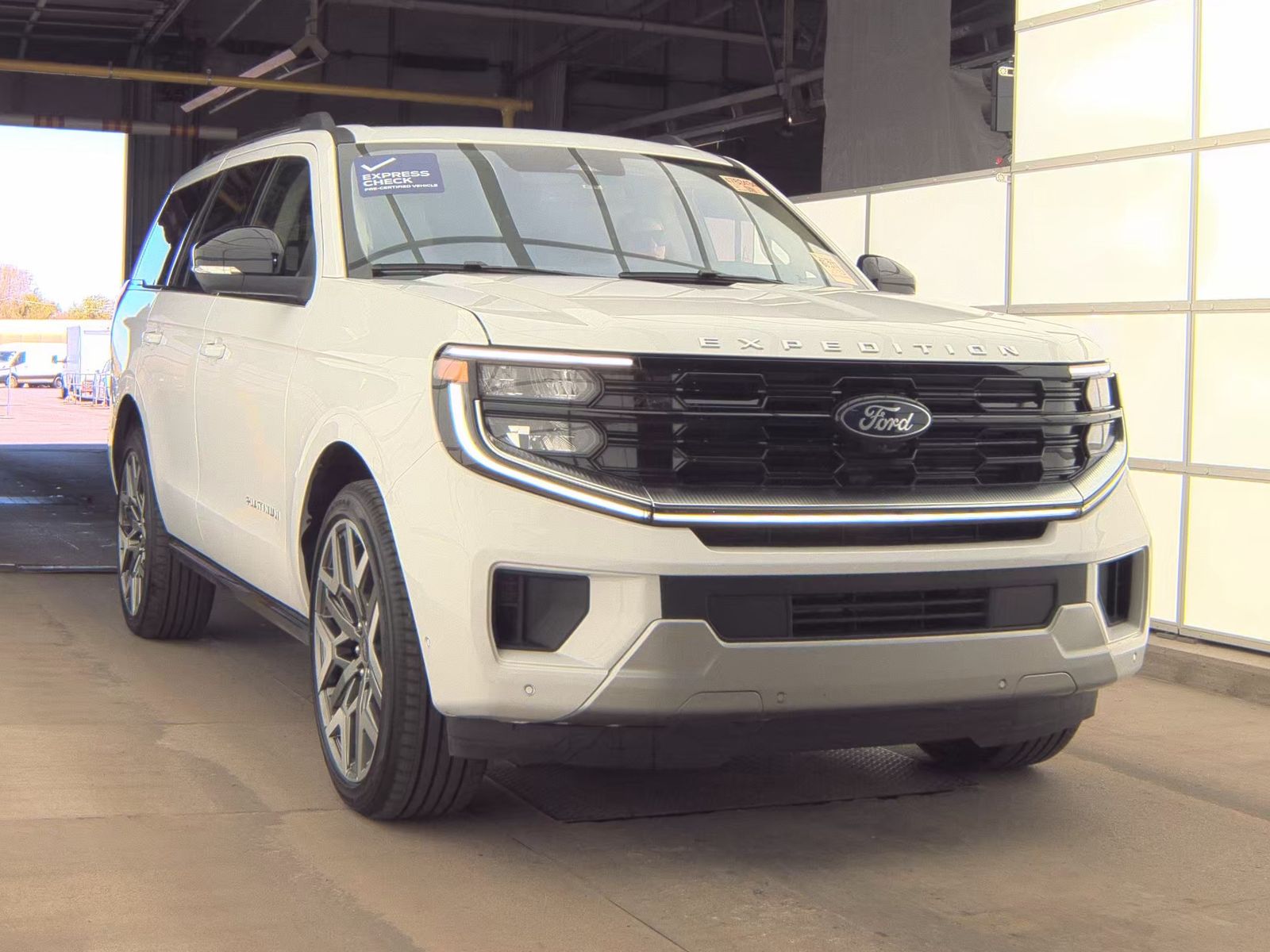 FORD EXPEDITION - 5