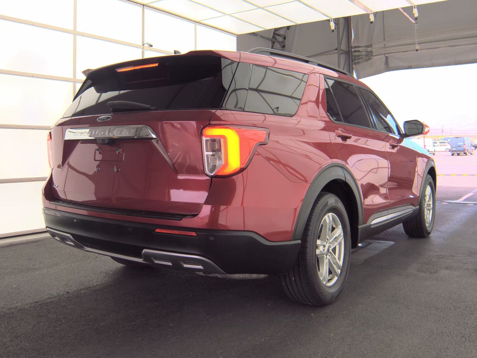 FORD EXPLORER - 6