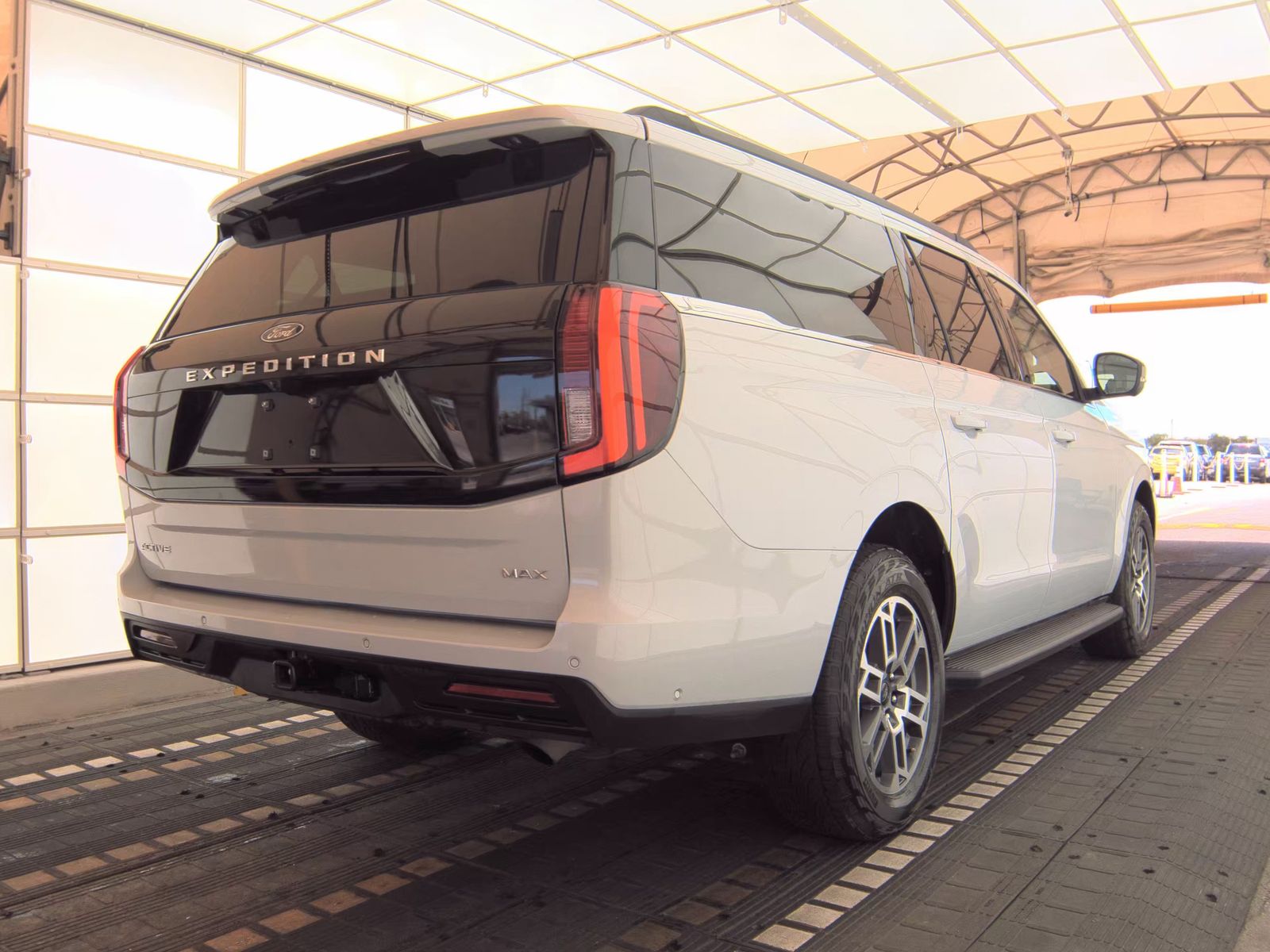 FORD EXPEDITION MAX - 6