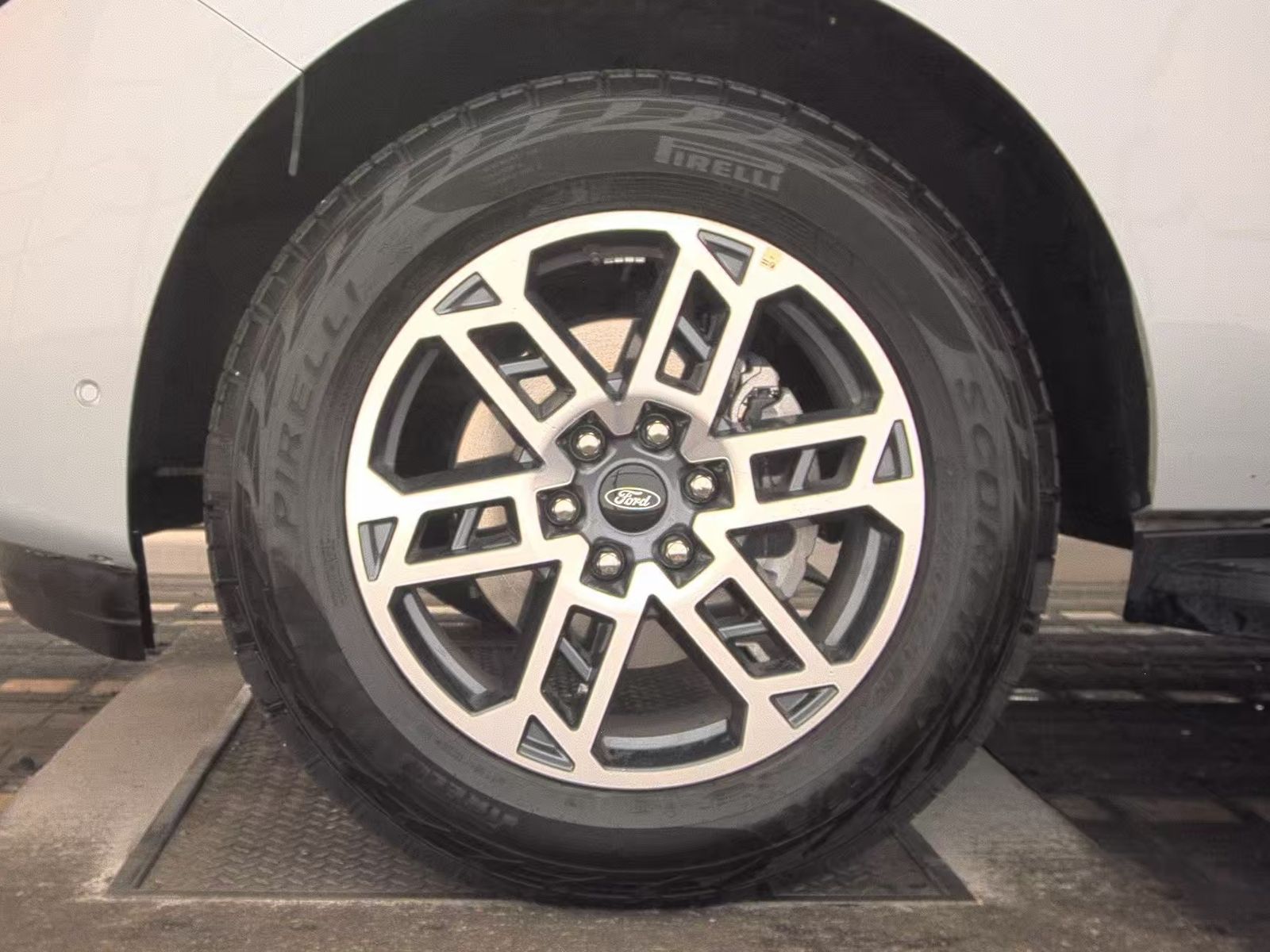 FORD EXPEDITION MAX - 10