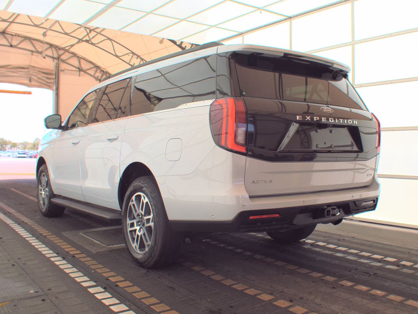 FORD EXPEDITION MAX - 9