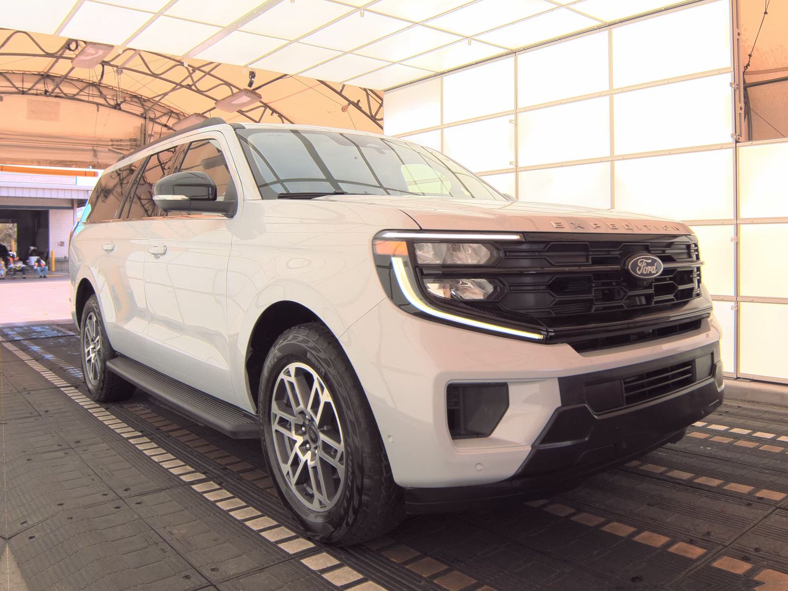 FORD EXPEDITION MAX - 5