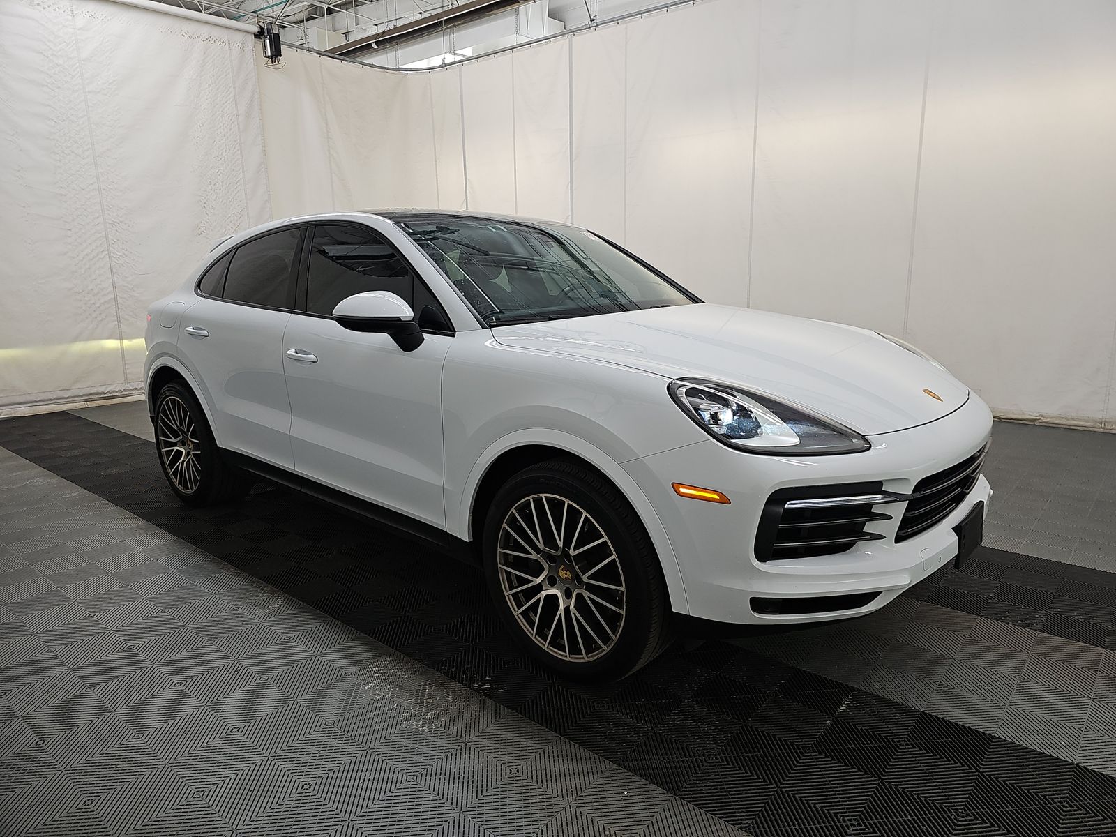 PORSCHE CAYENNE - 4
