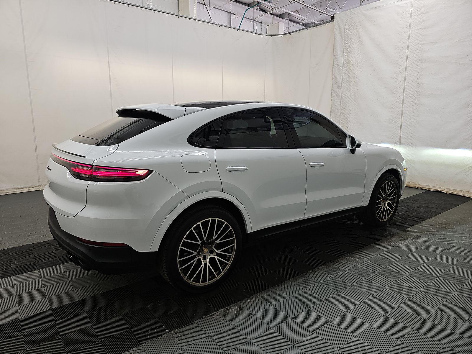 PORSCHE CAYENNE - 5