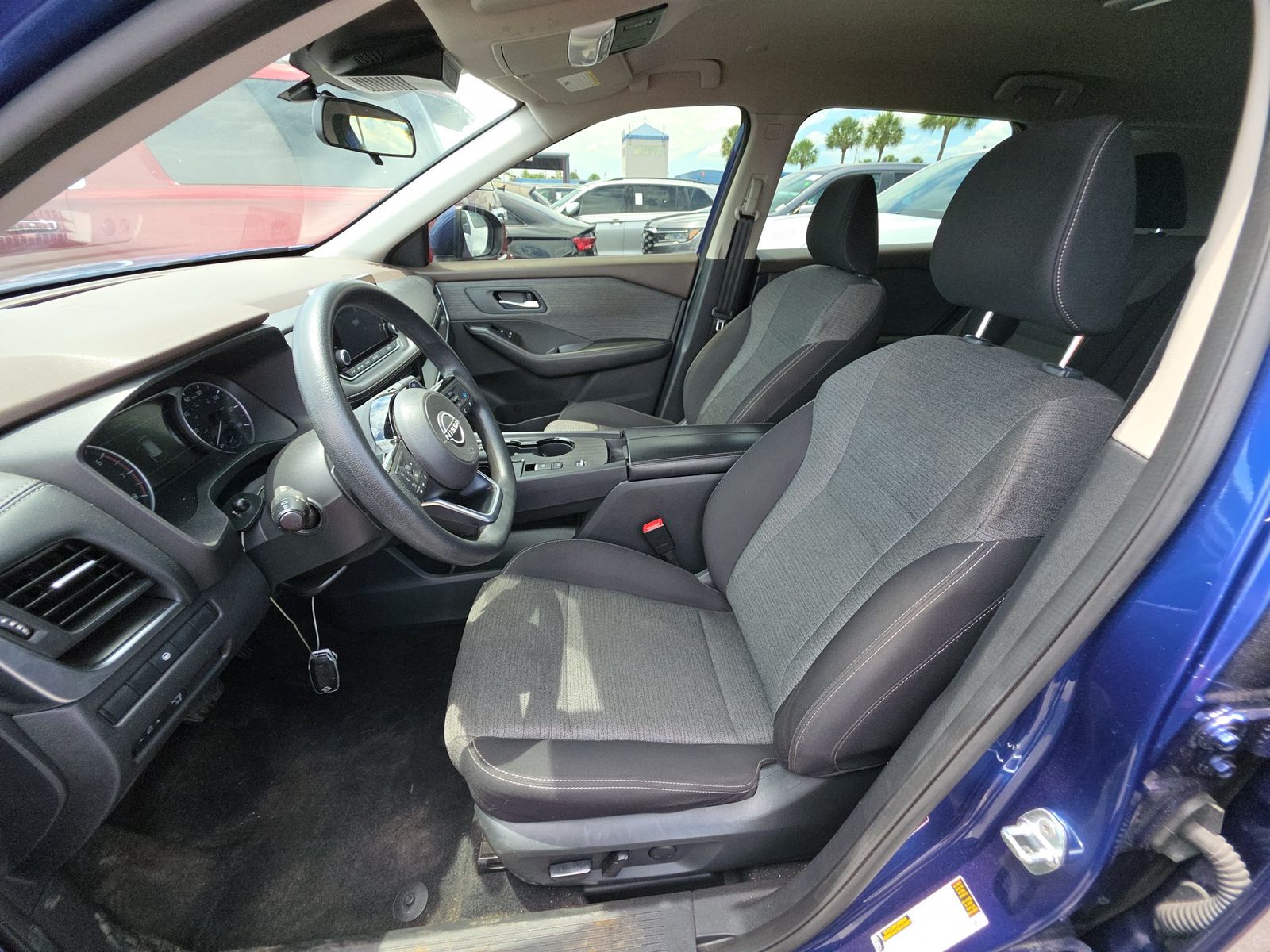 2023 Nissan Rogue SV FWD