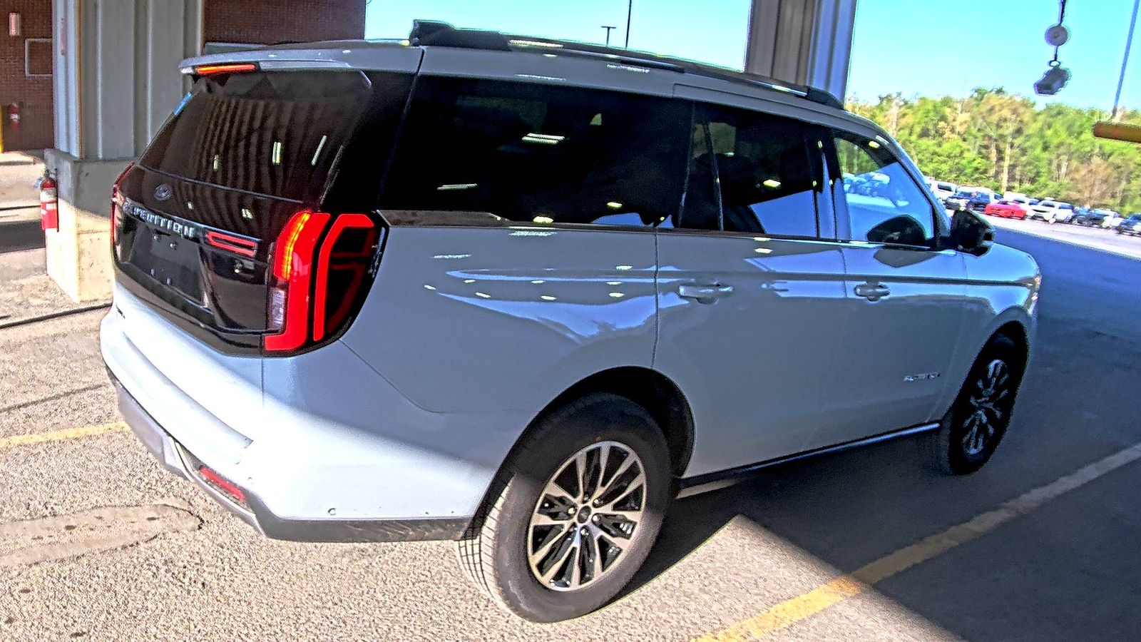 FORD EXPEDITION - 5