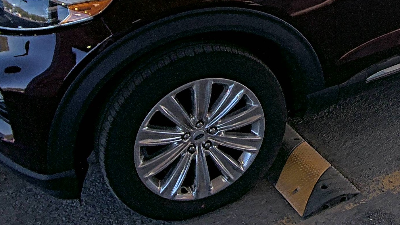 FORD EXPLORER - 8