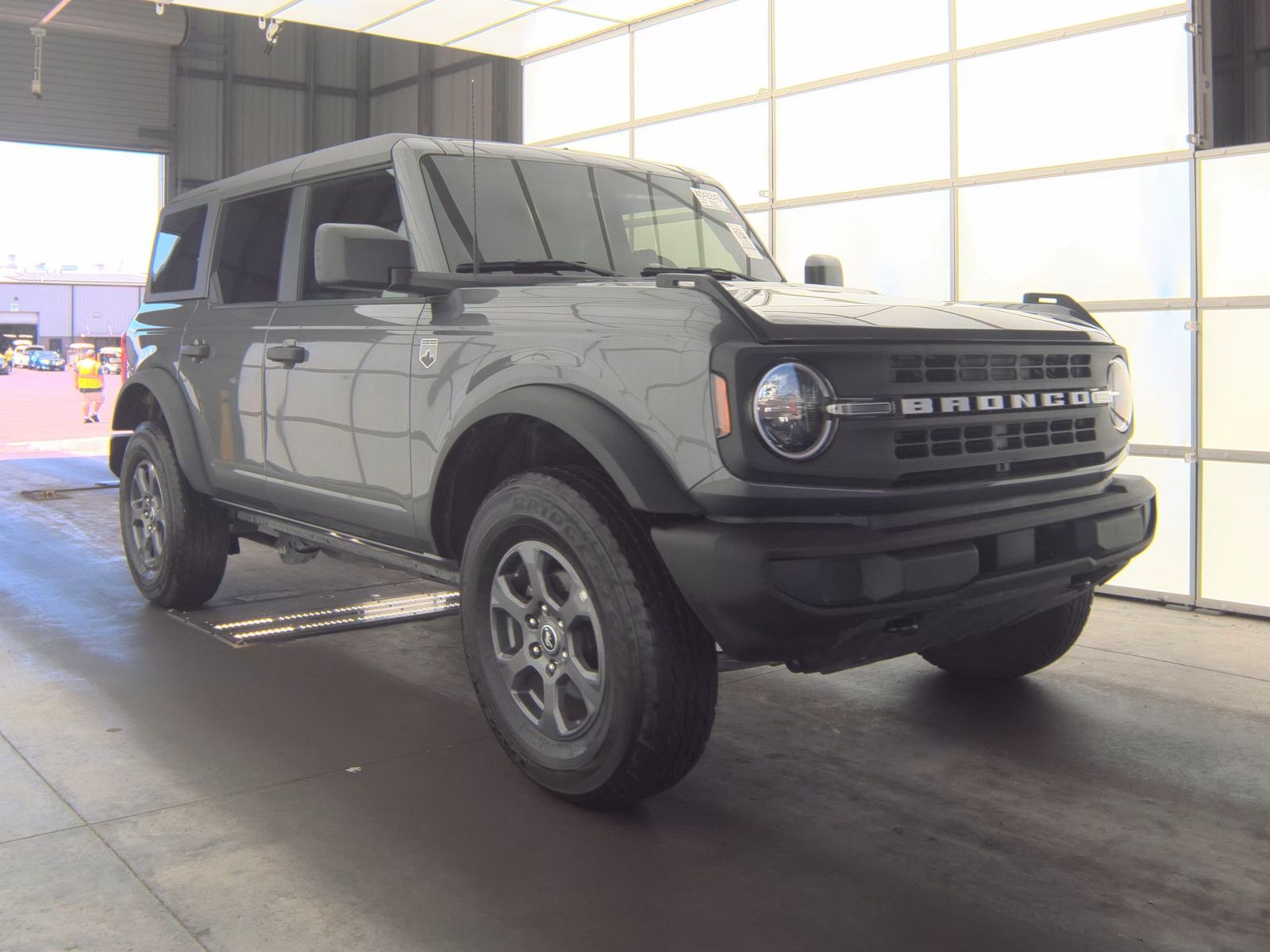 FORD BRONCO - 5