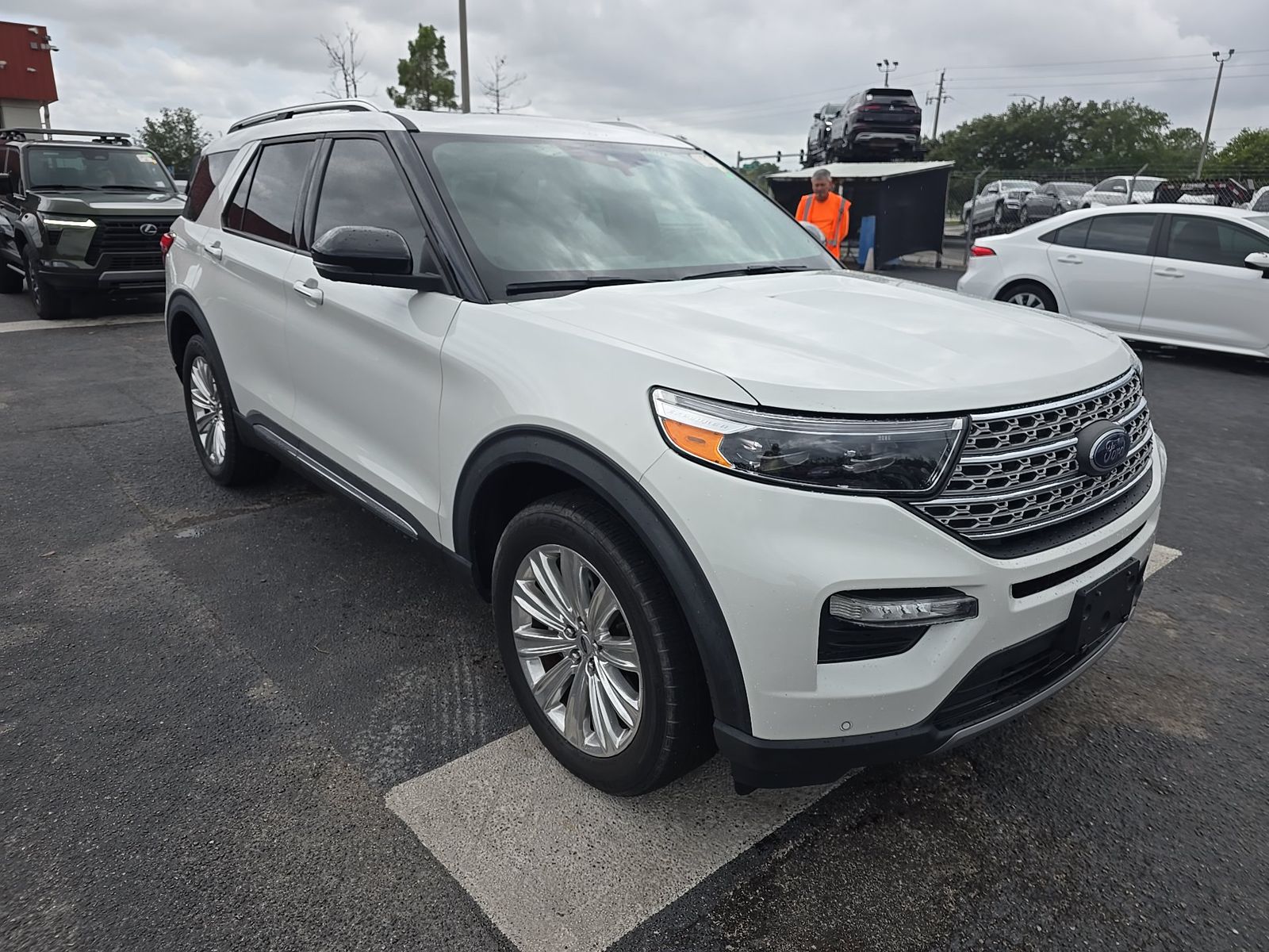 FORD EXPLORER - 4