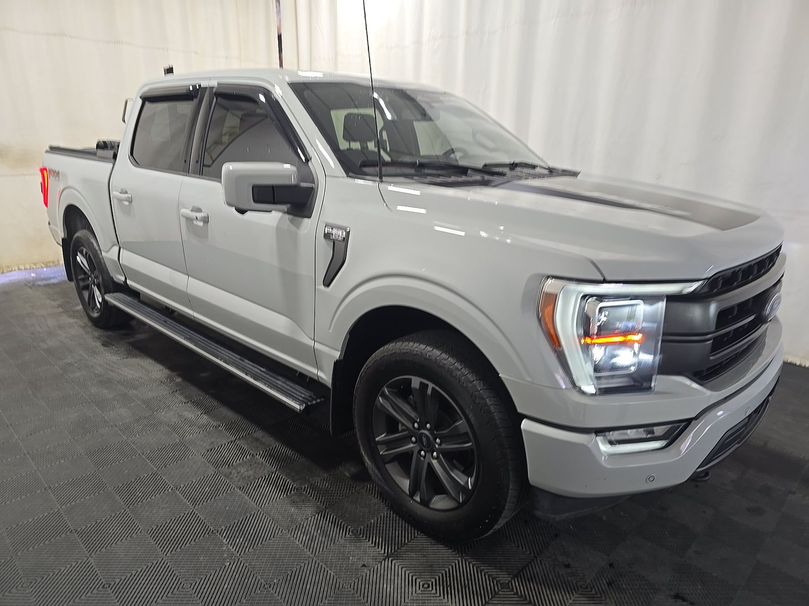 FORD F-150 - 4