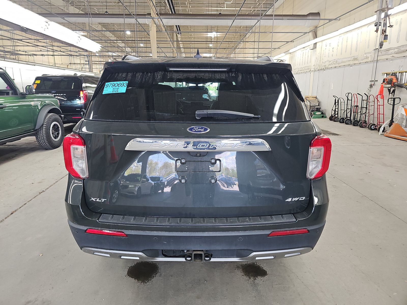 FORD EXPLORER - 6