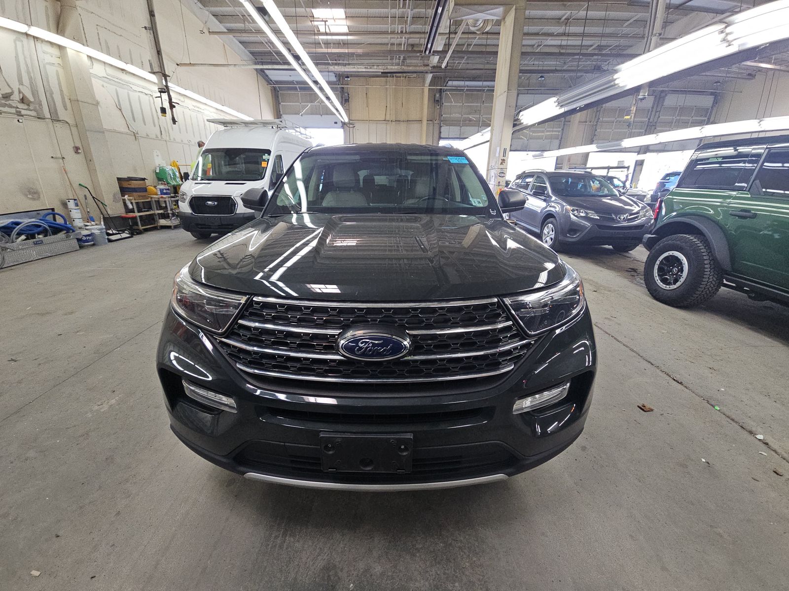 FORD EXPLORER - 3