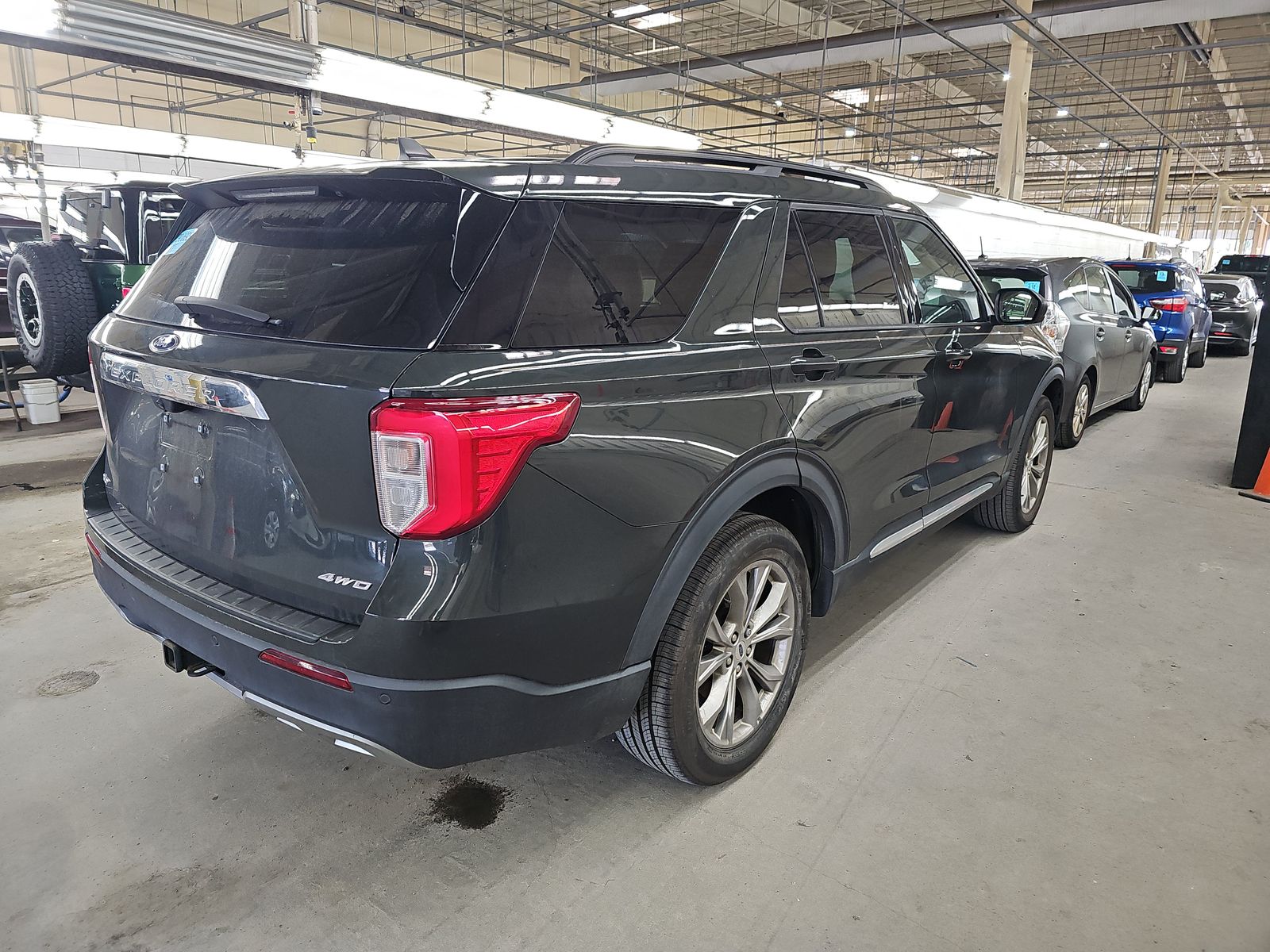 FORD EXPLORER - 5