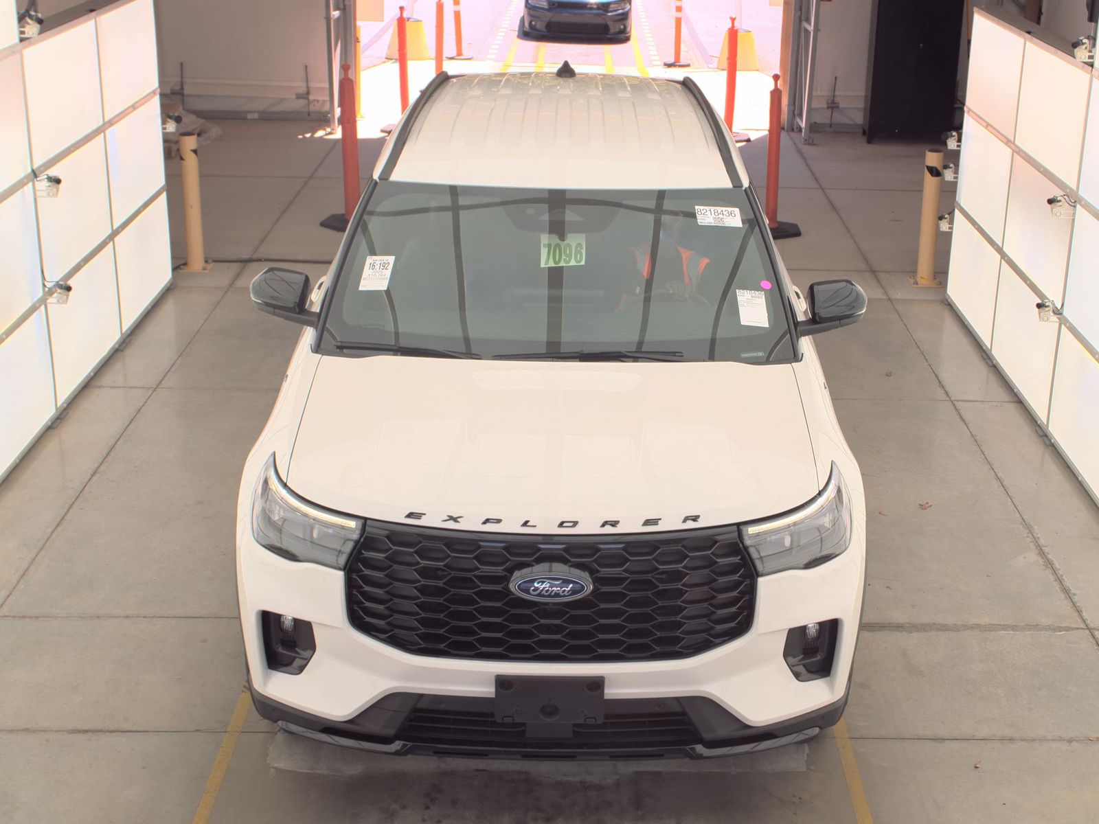FORD EXPLORER - 3
