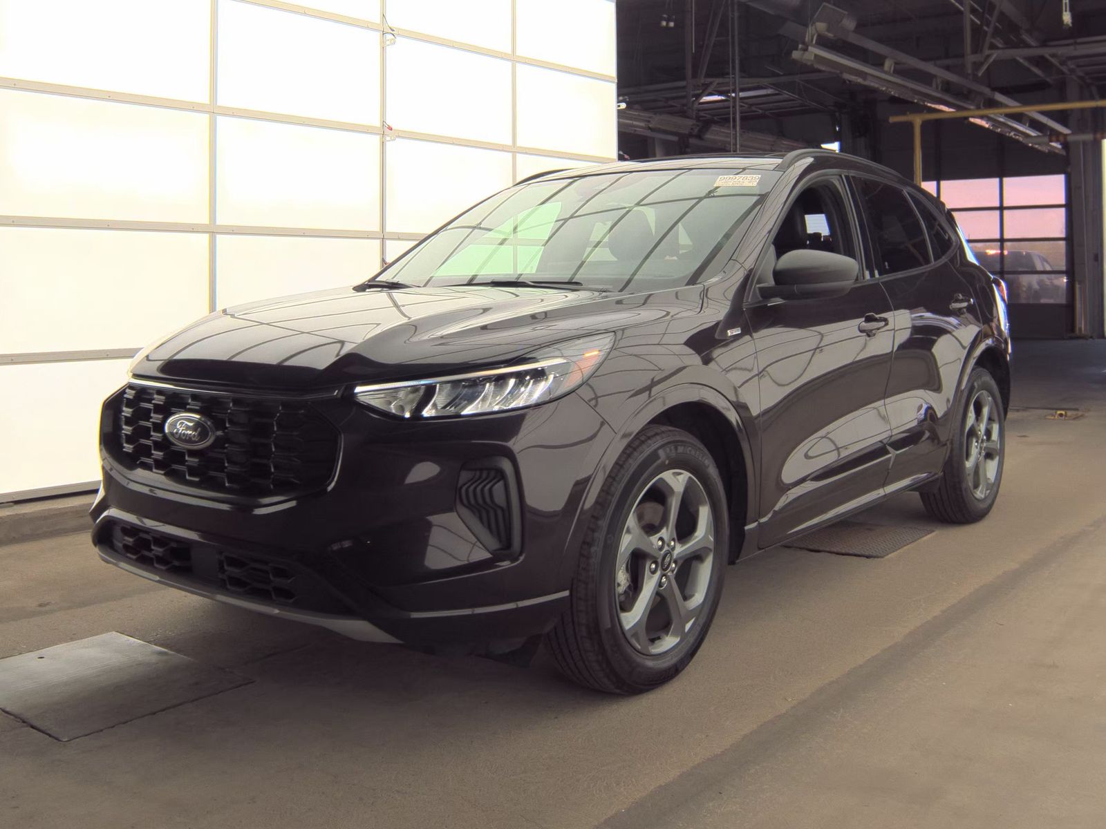 FORD ESCAPE - 1