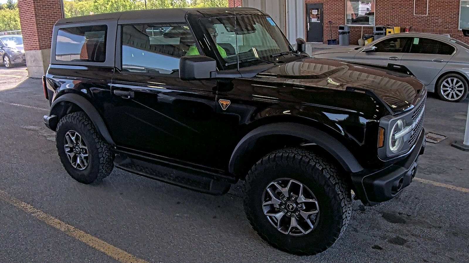 FORD BRONCO - 4