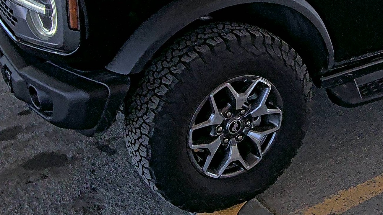 FORD BRONCO - 8
