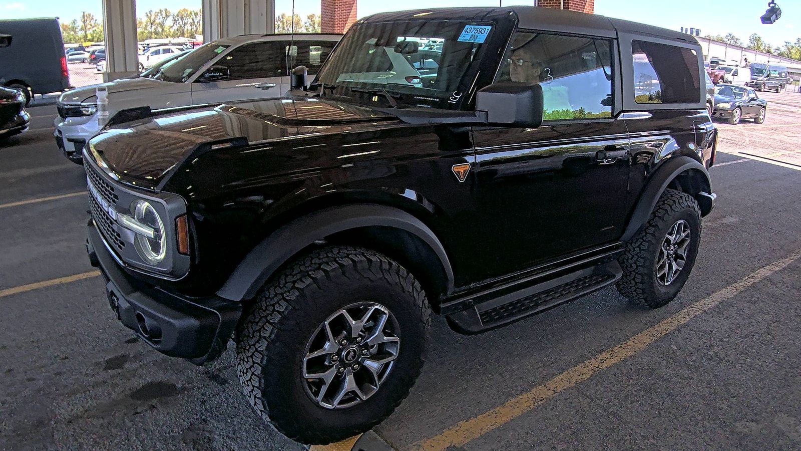 FORD BRONCO - 1