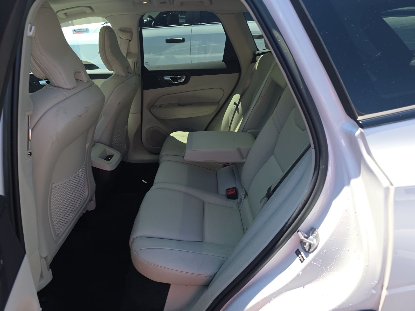2023 Volvo XC60 B5 Plus AWD