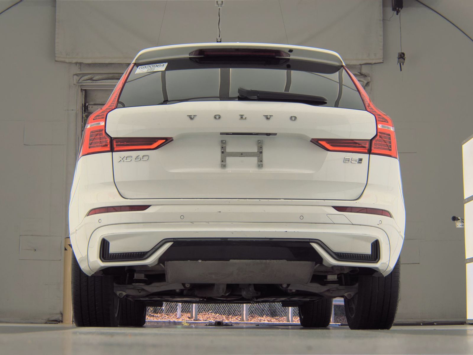 2023 Volvo XC60 B5 Plus AWD