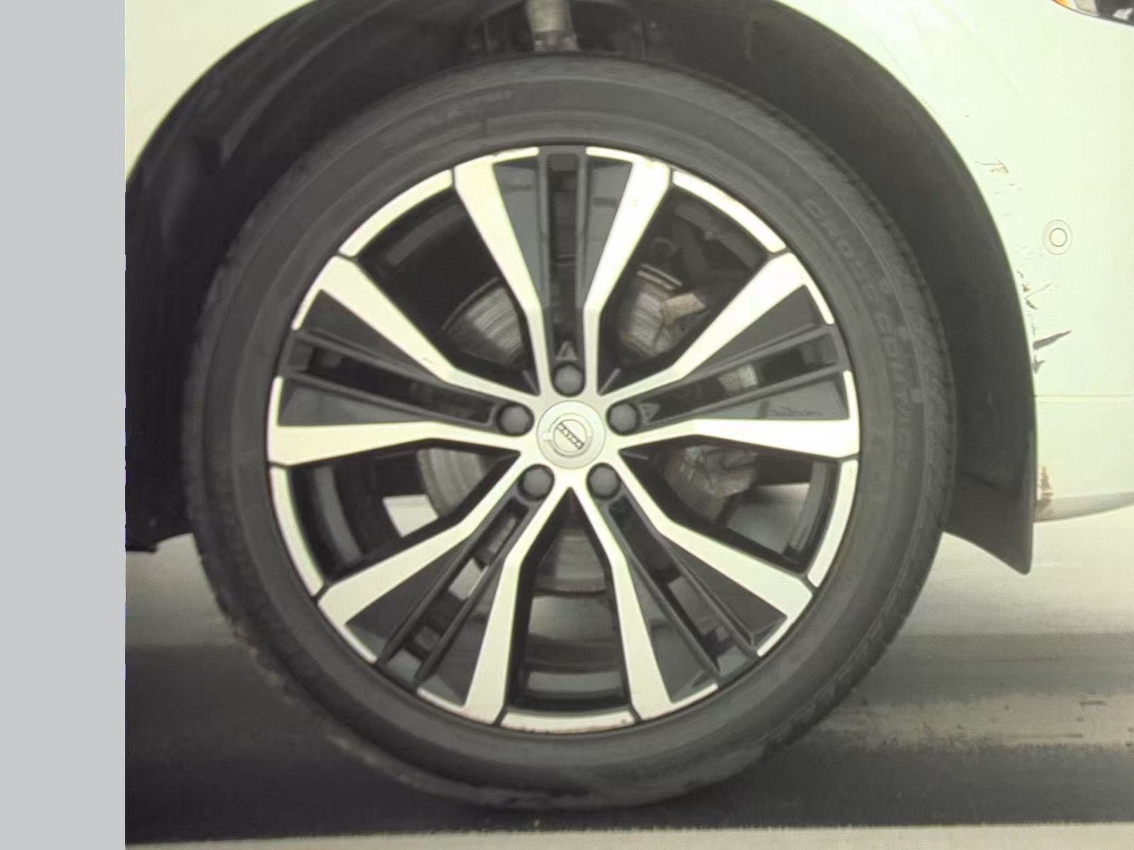 2023 Volvo XC60 B5 Plus AWD