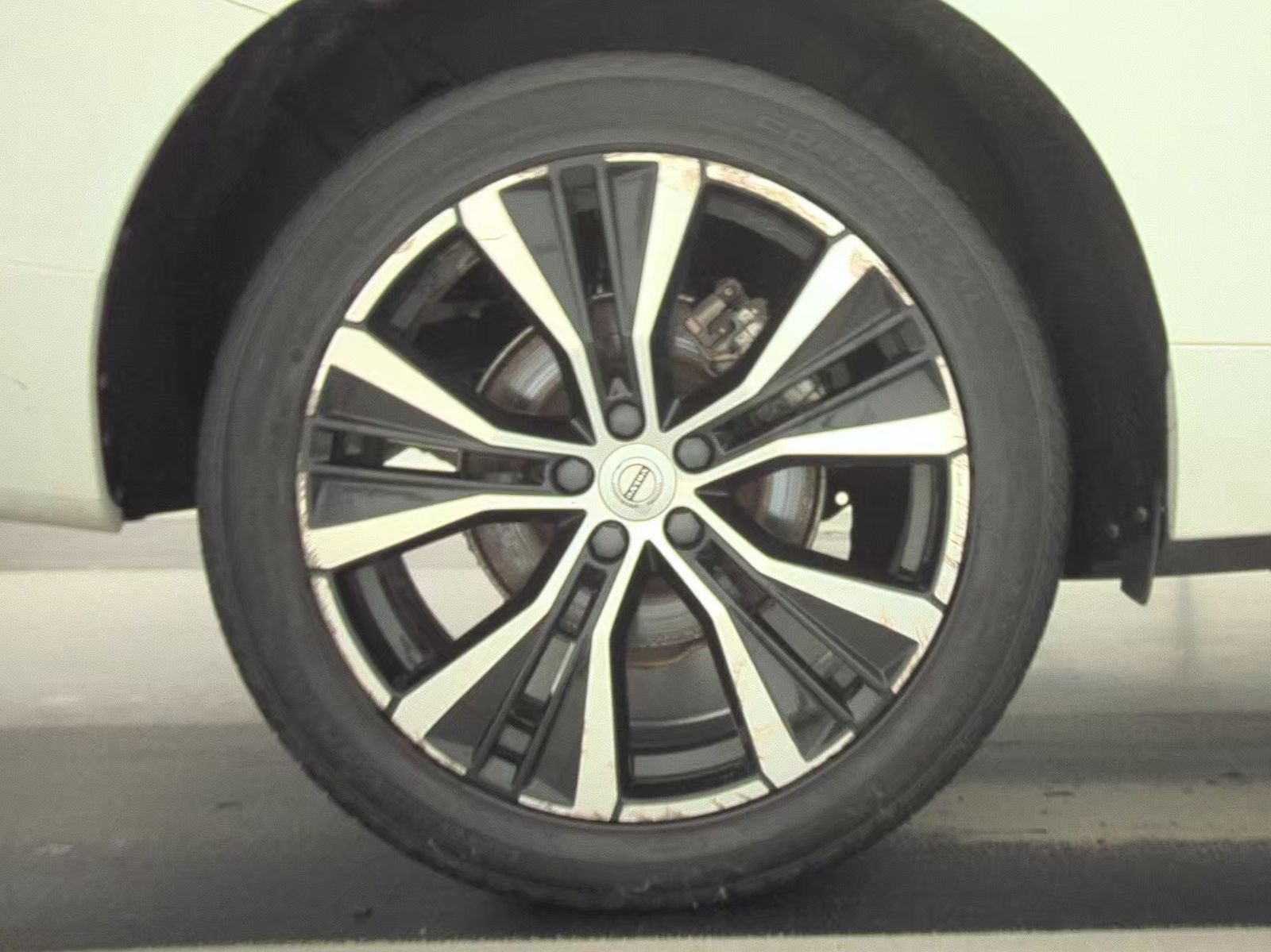 2023 Volvo XC60 B5 Plus AWD