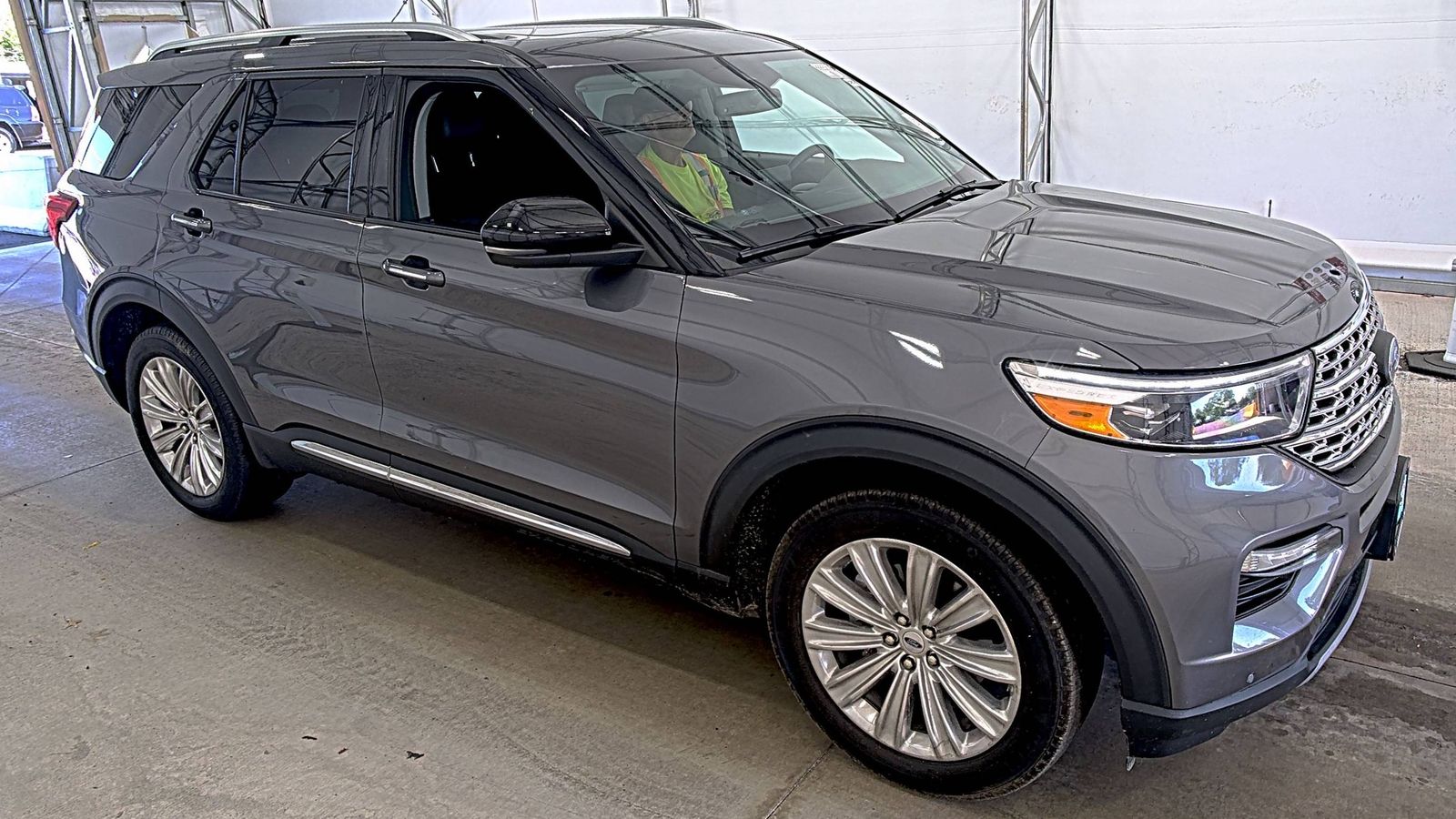 FORD EXPLORER - 4