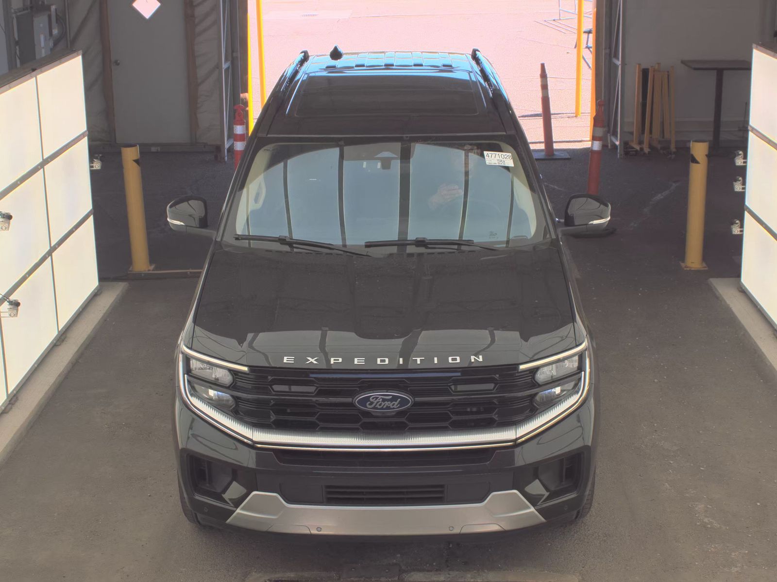 FORD EXPEDITION - 3