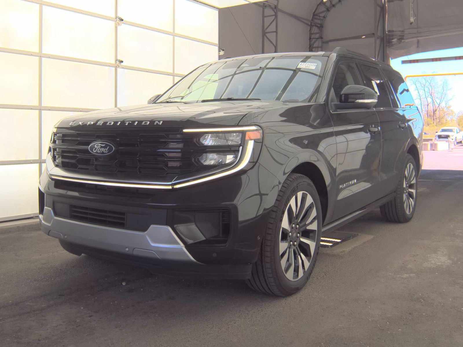 FORD EXPEDITION - 1