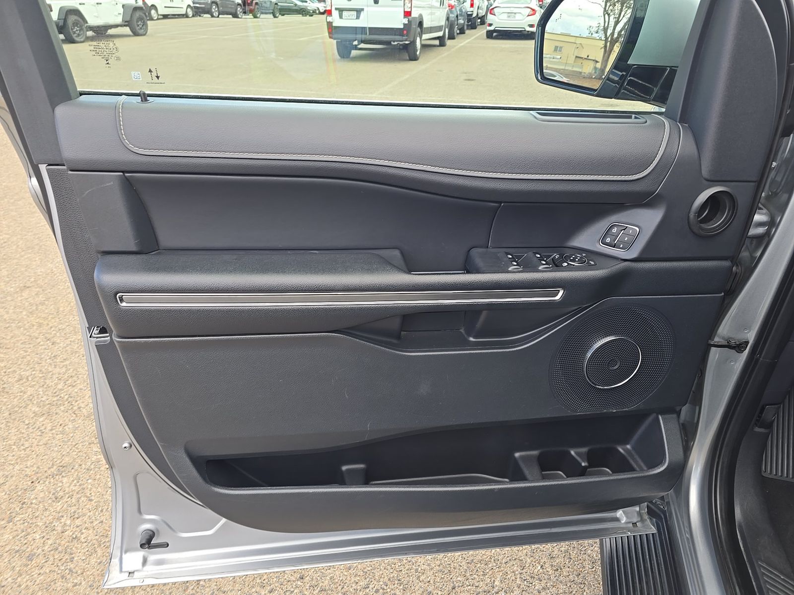 FORD EXPEDITION MAX - 10