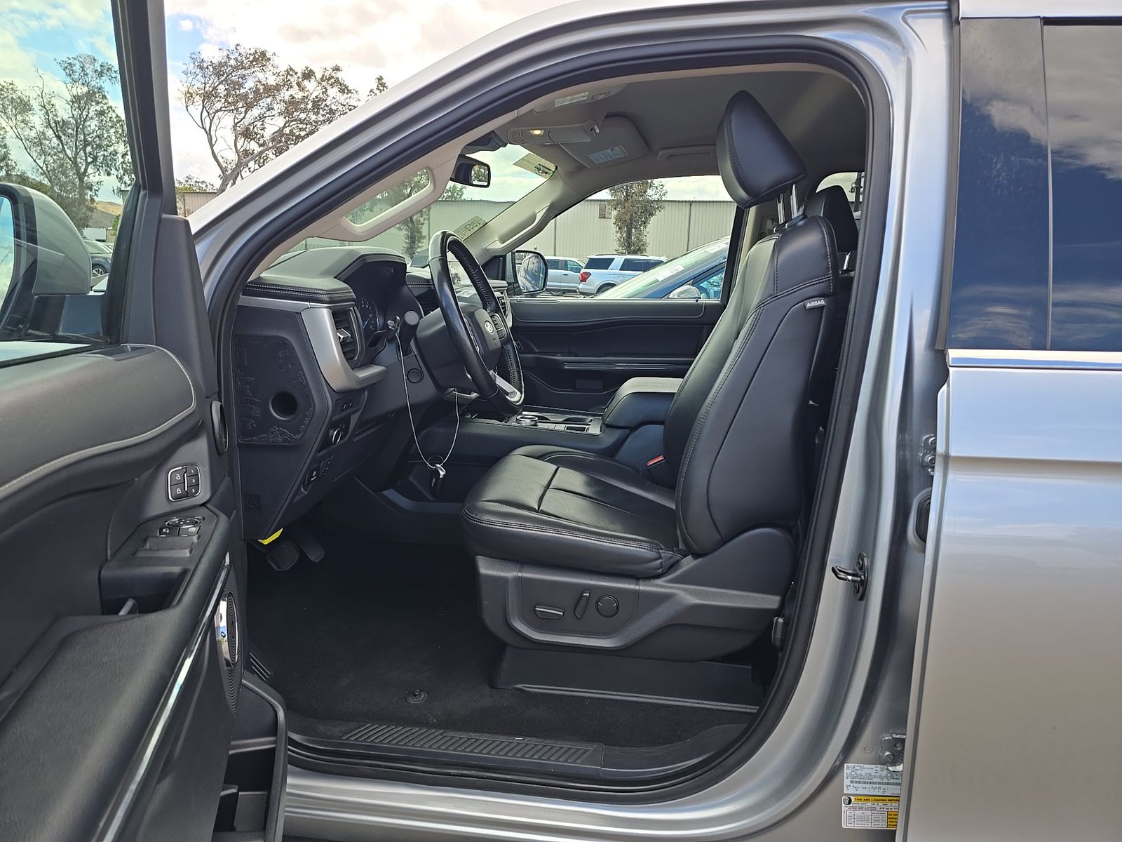 FORD EXPEDITION MAX - 8