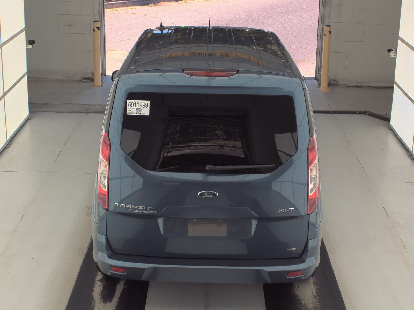 FORD TRANSIT CONNECT - 7