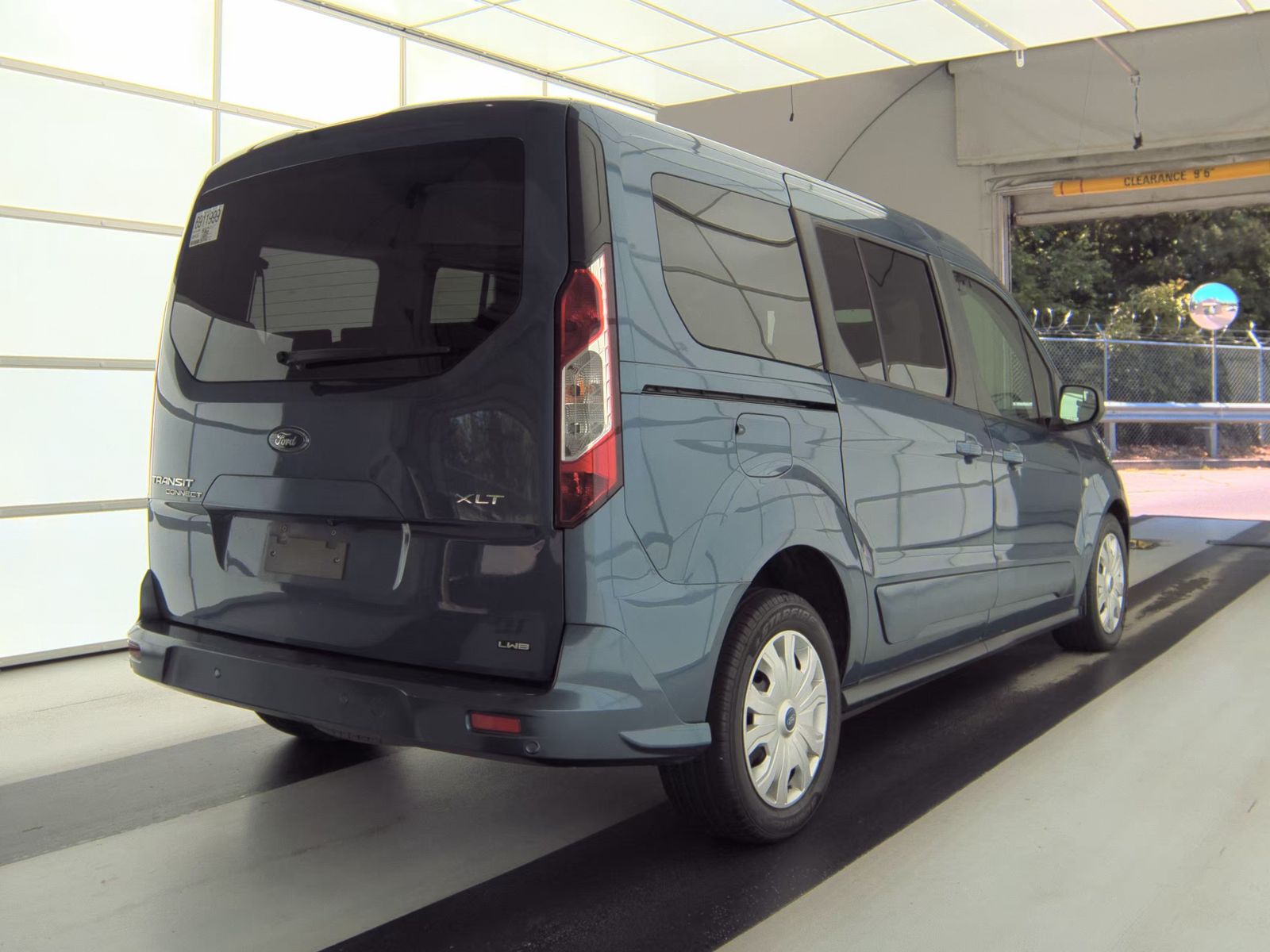 FORD TRANSIT CONNECT - 6