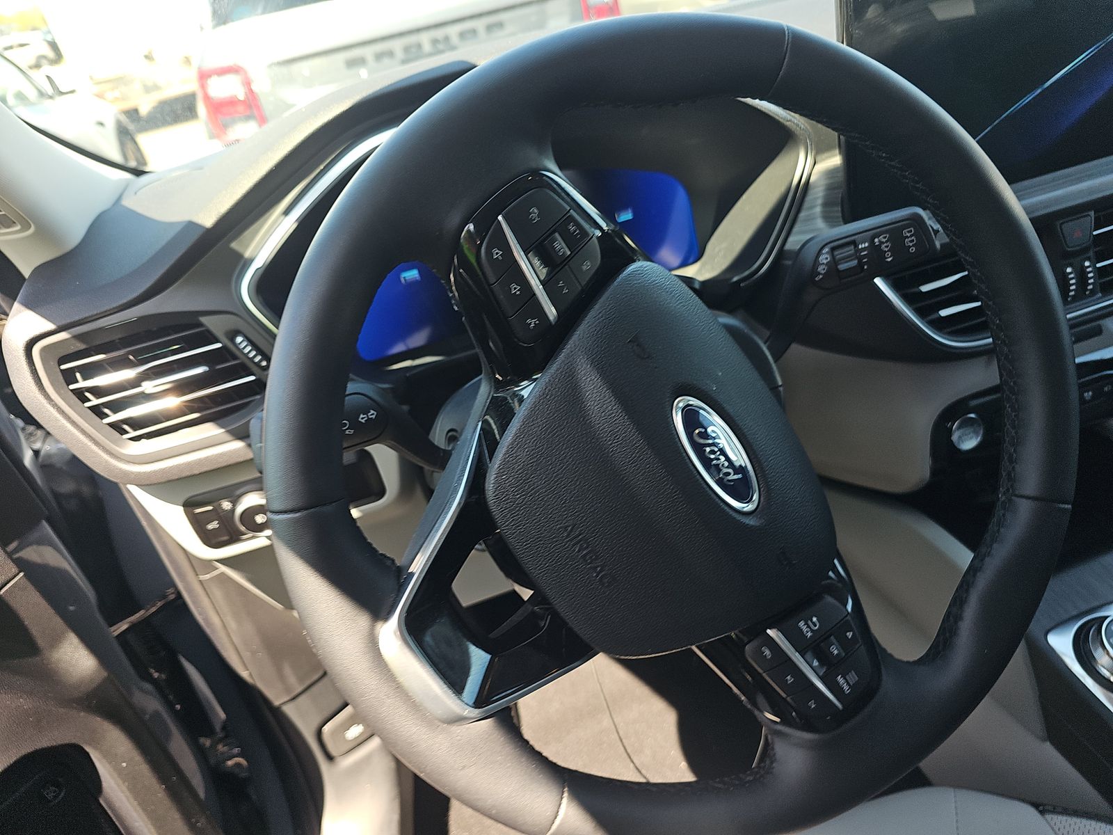 2025 Ford Escape Platinum AWD