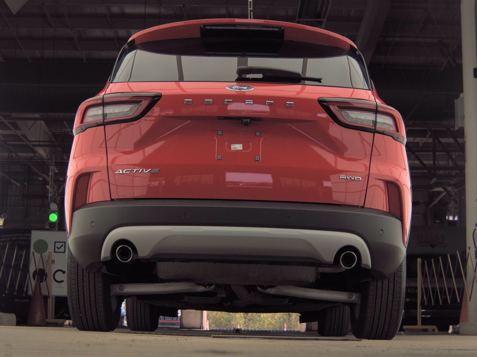 FORD ESCAPE - 8