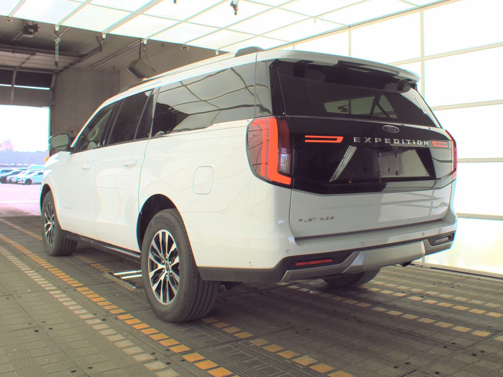 FORD EXPEDITION MAX - 9